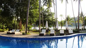 Fridays Puerto Galera - Piscine