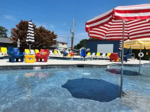 The Lakehouse Inn at Sledd Creek - Pool