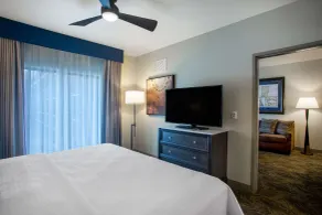 Homewood Suites by Hilton Salina Downtown - Chambre