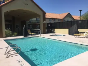 Days Inn by Wyndham Phoenix North - Piscine