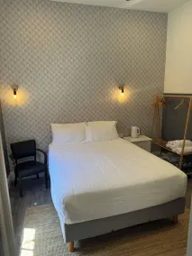 Native Rose Hotel - Room