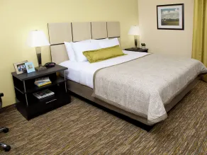 Candlewood Suites Cut Off - Galliano by IHG - Værelse