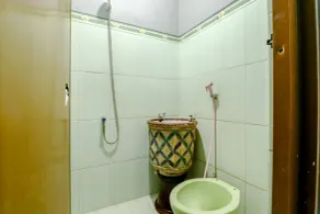 Puspa Sari Villa and Homestay - Baño