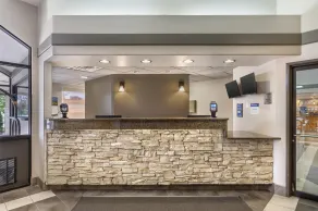 Best Western Plus Great Northern Inn - Reception