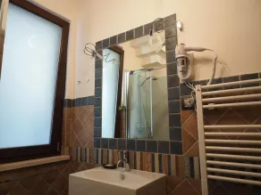 Domus Umbra - Bathroom