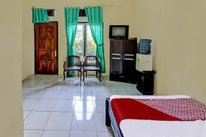 OYO 91877 Mushroom Pondok Ator Syariah Hotel - Habitación