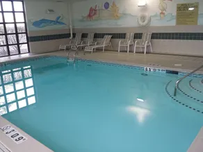 Holiday Inn Express Hotel & Suites Cincinnati Northeast-Milford by IHG - Pool