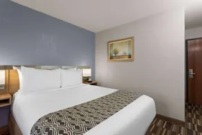 Microtel Inn and Suites - Zephyrhills - Chambre