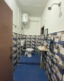 Himalayan Escape - A Homestay - Baño