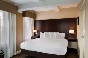 Best Western Syracuse Downtown Hotel and Suites - Chambre
