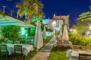La Brezza Suite & Hotel - Restaurant