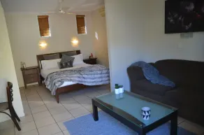 South Gladstone Motel - Room