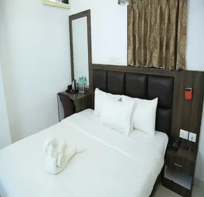 CHRISTIAN GUEST HOUSE - Room