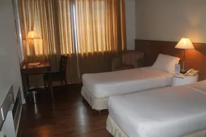 Pearl Manila Hotel - Room