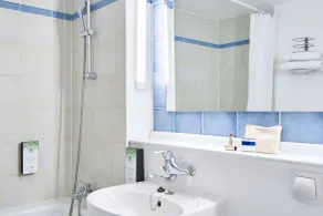 Kyriad Direct Evreux - Badezimmer