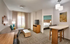 Staybridge Suites - Gainesville I-75 by IHG - Chambre