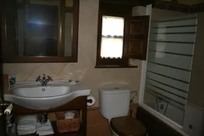 Casas rurales Valle de Bueida, jacuzzi solo en las casas el El Palacio y Viscárcel - Bathroom