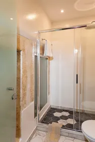 Hamam Suites Sifaka - Bathroom