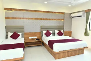 Hotel Royal King by Sky Stays - Vue de la chambre