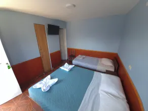 Illariy Wasi Hostal - Room