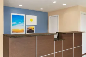 Days Inn by Wyndham Middletown/Newport Area - Réception