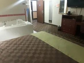 Faribault Hometown Inn & Suites - Zimmer