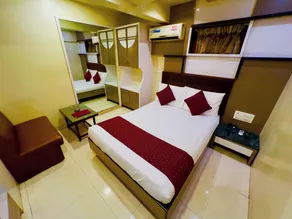 Hotel Dwaraka - Room