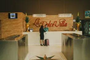 La Dolce Villa - Reception