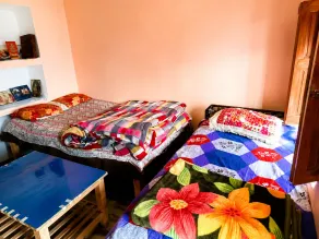 Chaukhamba Homestay - Rom