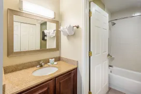 Staybridge Suites Savannah Historic District by IHG - Salle de bain