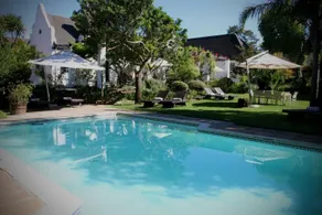 Albourne Guesthouse - Piscina