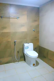 Hotel Sakura Inn - Baño