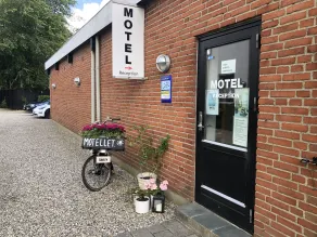 Motel Apartments - Reception