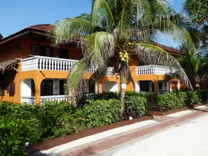 Mnarani Beach Cottages - Room