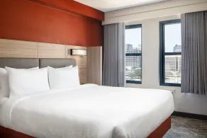 SpringHill Suites by Marriott Dallas Downtown / West End - Vue de la chambre