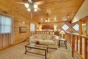 Studio w/ Deck: Near Thorncrown Chapel & Lakes - Interni