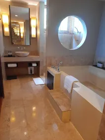 Shasa Vela Condominium D, Maret - Badezimmer