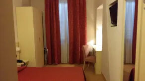 Hotel Cavour - Chambre