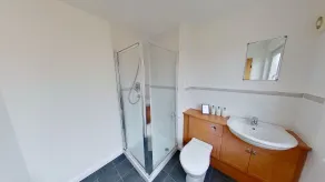 Orange Apartments Bothwell Road, Duplex Penthouse, Private Parking, Minutes from Beach - Badrum