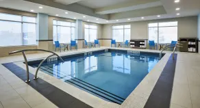 Holiday Inn Express & Suites - Brantford by IHG - Pool