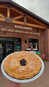 Bumbleberry Inn - Restaurant