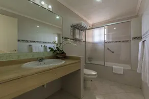 King David Suites - Bathroom