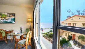 Pantai Inn - Chambre