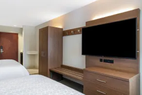 Holiday Inn Express & Suites Colorado Springs-Airport by IHG - Zimmer