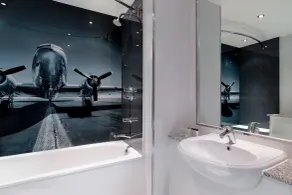 Sheraton Heathrow Hotel - Bathroom