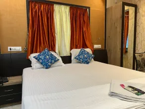 Green leaf regency - Room