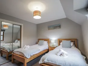 Charmant cottage adapté aux familles avec jardin et barbecue | Vue plage | Avec animaux acceptés - Chambre