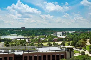 Delta Hotels by Marriott Richmond Downtown - Chambre