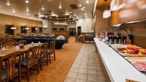 Best Western Plus Winnipeg Airport Hotel - Restaurant