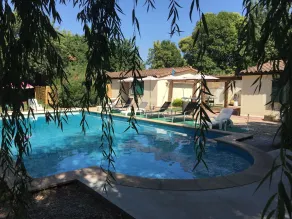 l'Hostellerie de La Source Arles - Piscine